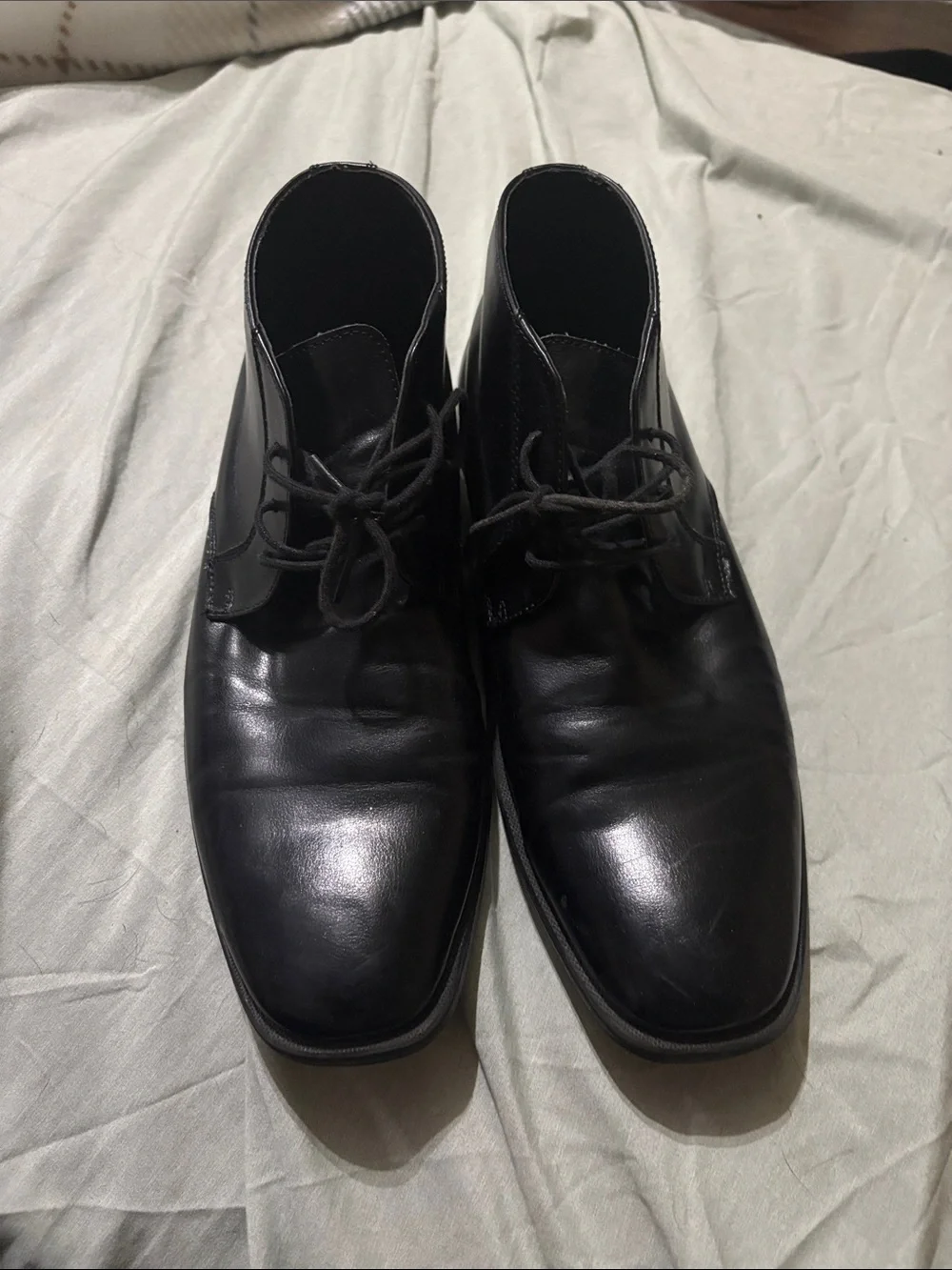 jf j.ferrar Black Leather Chukka Lace-Up Boots